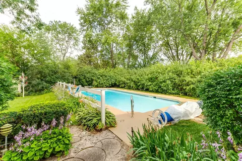 4150 Ohare Dr, Hoffman Estates, IL 60192 photo 28