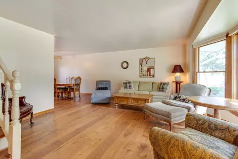 4150 Ohare Dr, Hoffman Estates, IL 60192 photo 7