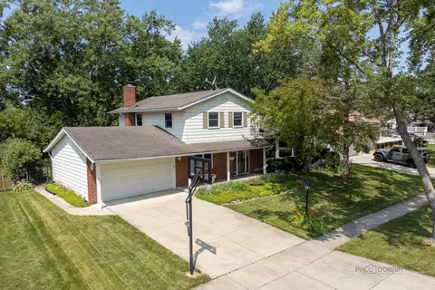 4150 Ohare Dr, Hoffman Estates, IL 60192 photo 2