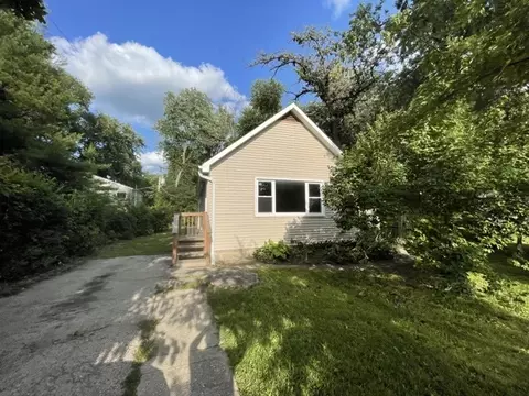 10190 S Il Route 31 Rd, Algonquin, IL 60102