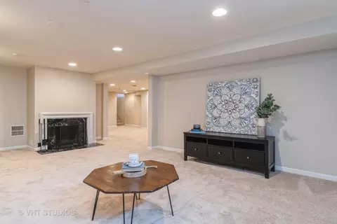 318 Pershing Ave, Wheaton, IL 60189 photo 14