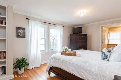 318 Pershing Ave, Wheaton, IL 60189 photo 9