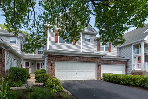 321 Ridge Rd, North Aurora, IL 60542