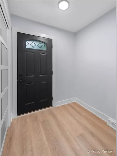 1112 Pershing Ave, Wheaton, IL 60189 photo 10