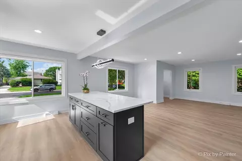 1112 Pershing Ave, Wheaton, IL 60189 photo 6