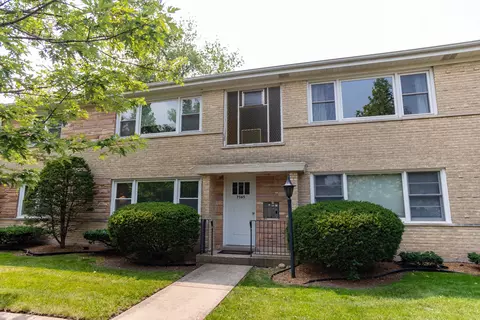 7565 W Pratt Ave #3, Chicago, IL 60631