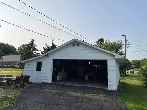 500 Maple Ave, Morrison, IL 61270 photo 22