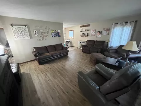 500 Maple Ave, Morrison, IL 61270 photo 9