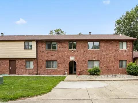 1303 Brian Pl #4, Urbana, IL 61802