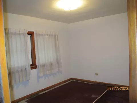 7523 W 62nd St, Summit, IL 60501 photo 4