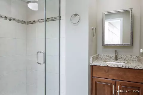 1107 Sara Ln, Naperville, IL 60565 photo 5