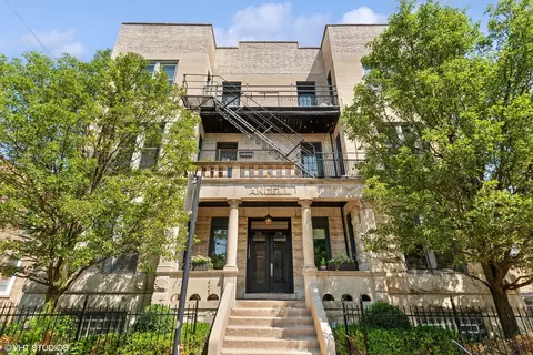 1714 W Leland Ave #B3, Chicago, IL 60640