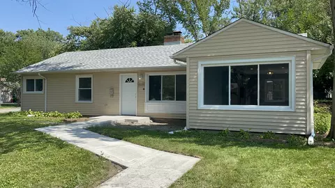 307 Meota St, Park Forest, IL 60466