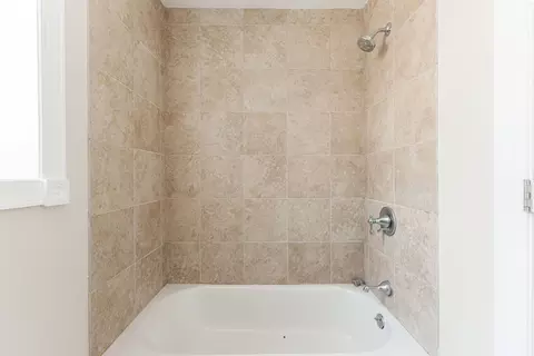 6440 N Leavitt St #1N, Chicago, IL 60645 photo 17