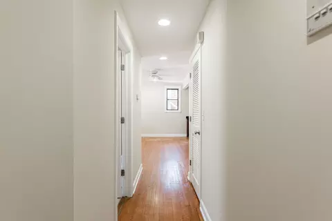 6440 N Leavitt St #1N, Chicago, IL 60645 photo 5