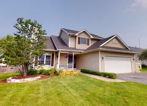 542 S Fadia St, Maple Park, IL 60151