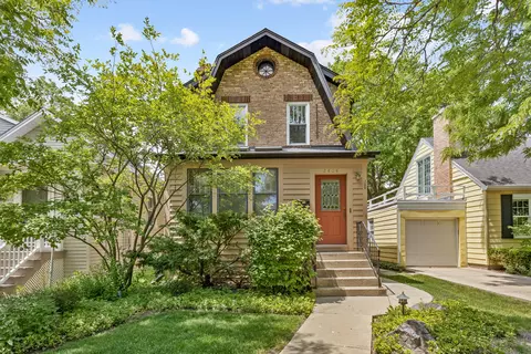 2404 Cowper Ave, Evanston, IL 60201