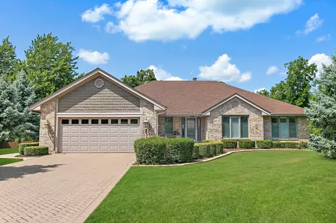 3053 Wedgewood Dr, Dekalb, IL 60115