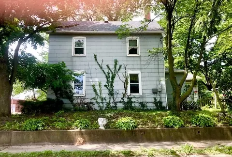 1312 E 4th St, Sterling, IL 61081 photo 2