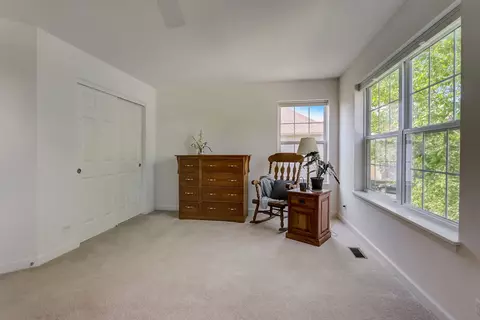 3055 Bridgeham St, Elgin, IL 60124 photo 30