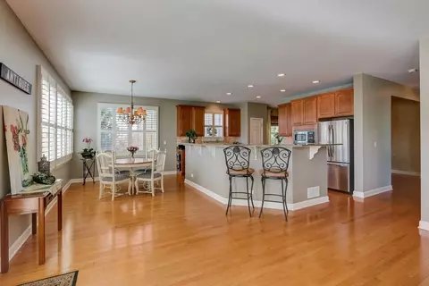 3055 Bridgeham St, Elgin, IL 60124 photo 8