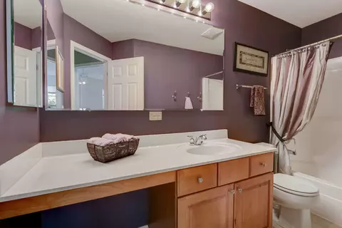 3055 Bridgeham St, Elgin, IL 60124 photo 32