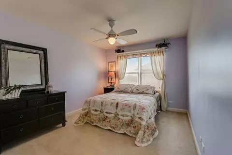 3055 Bridgeham St, Elgin, IL 60124 photo 34