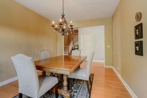 3055 Bridgeham St, Elgin, IL 60124 photo 7