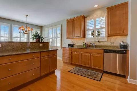 3055 Bridgeham St, Elgin, IL 60124 photo 10