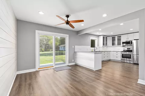 21 W280 Temple Dr, Itasca, IL 60143 photo 11