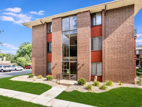 15816 Terrace Dr #3W, Oak Forest, IL 60452