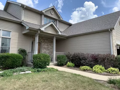 589 Walnut Ct, Antioch, IL 60002 photo 4