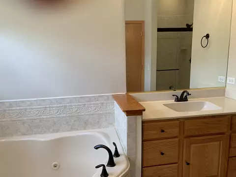 589 Walnut Ct, Antioch, IL 60002 photo 14