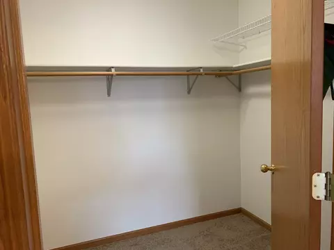 589 Walnut Ct, Antioch, IL 60002 photo 9