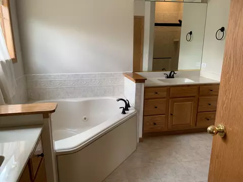 589 Walnut Ct, Antioch, IL 60002 photo 16