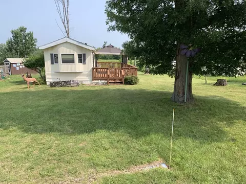 19102 Woodhaven, Sublette, IL 61367