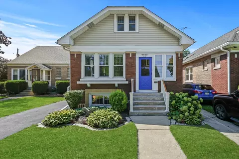 7027 26th Pl, Berwyn, IL 60402