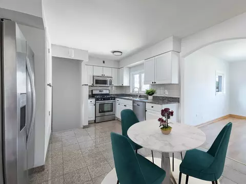 4313 Ruby St, Schiller Park, IL 60176 photo 5