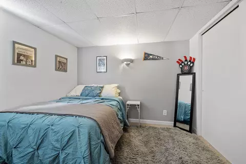 Bedroom - 3035 Compton Rd, Aurora, IL 60504 photo 6 of 6