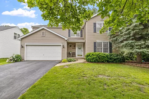 3035 Compton Rd, Aurora, IL 60504