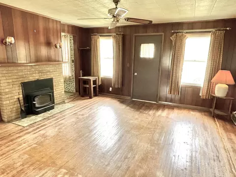 2120 3rd St, Peru, IL 61354 photo 6