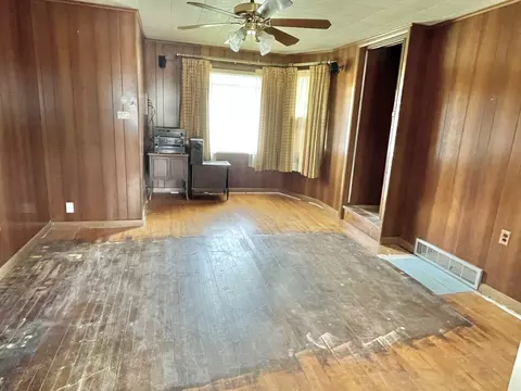 2120 3rd St, Peru, IL 61354 photo 7