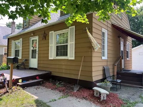 1203 8th Ave, Sterling, IL 61081