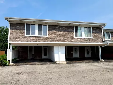 13 Cour Deauville, Palos Hills, IL 60465