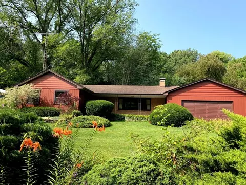 458 N 2599th Rd, Oglesby, IL 61348