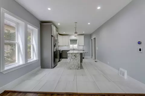 2838 Maple Ave, Berwyn, IL 60402 photo 13