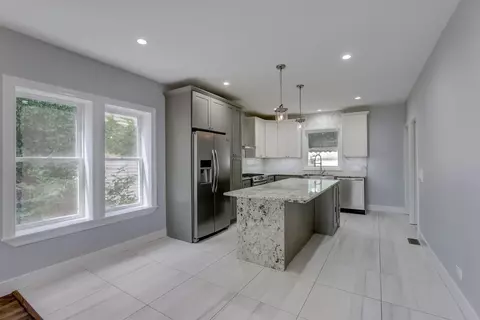 2838 Maple Ave, Berwyn, IL 60402 photo 12