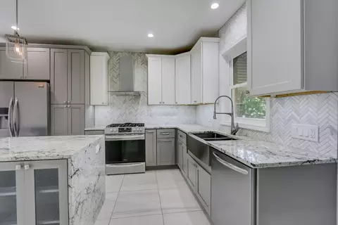 2838 Maple Ave, Berwyn, IL 60402 photo 9