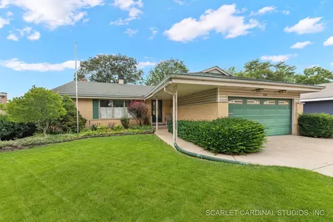 1046 S Villa Ave, Villa Park, IL 60181