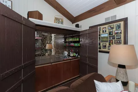 331 E Walnut St, Roselle, IL 60172 photo 17